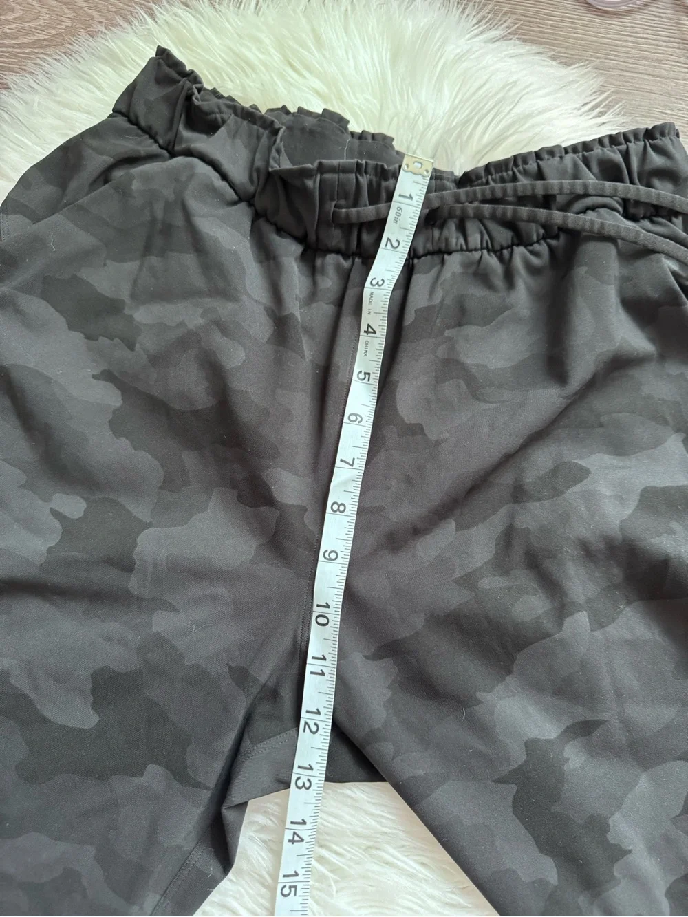 Lululemon Stretch High Rise Crop 23
